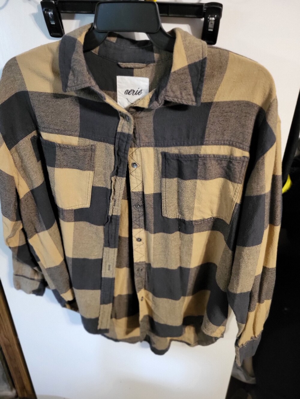 AERIE OVERSIZED WOMANS FLANNEL SZ M